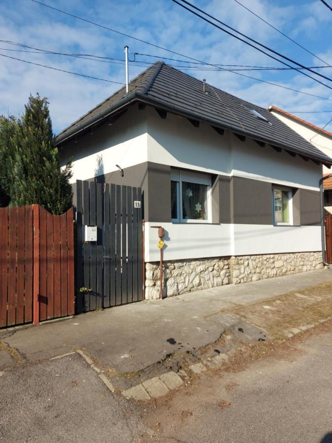Regina Vendeghaz Miskolc Apartment Ngoại thất bức ảnh